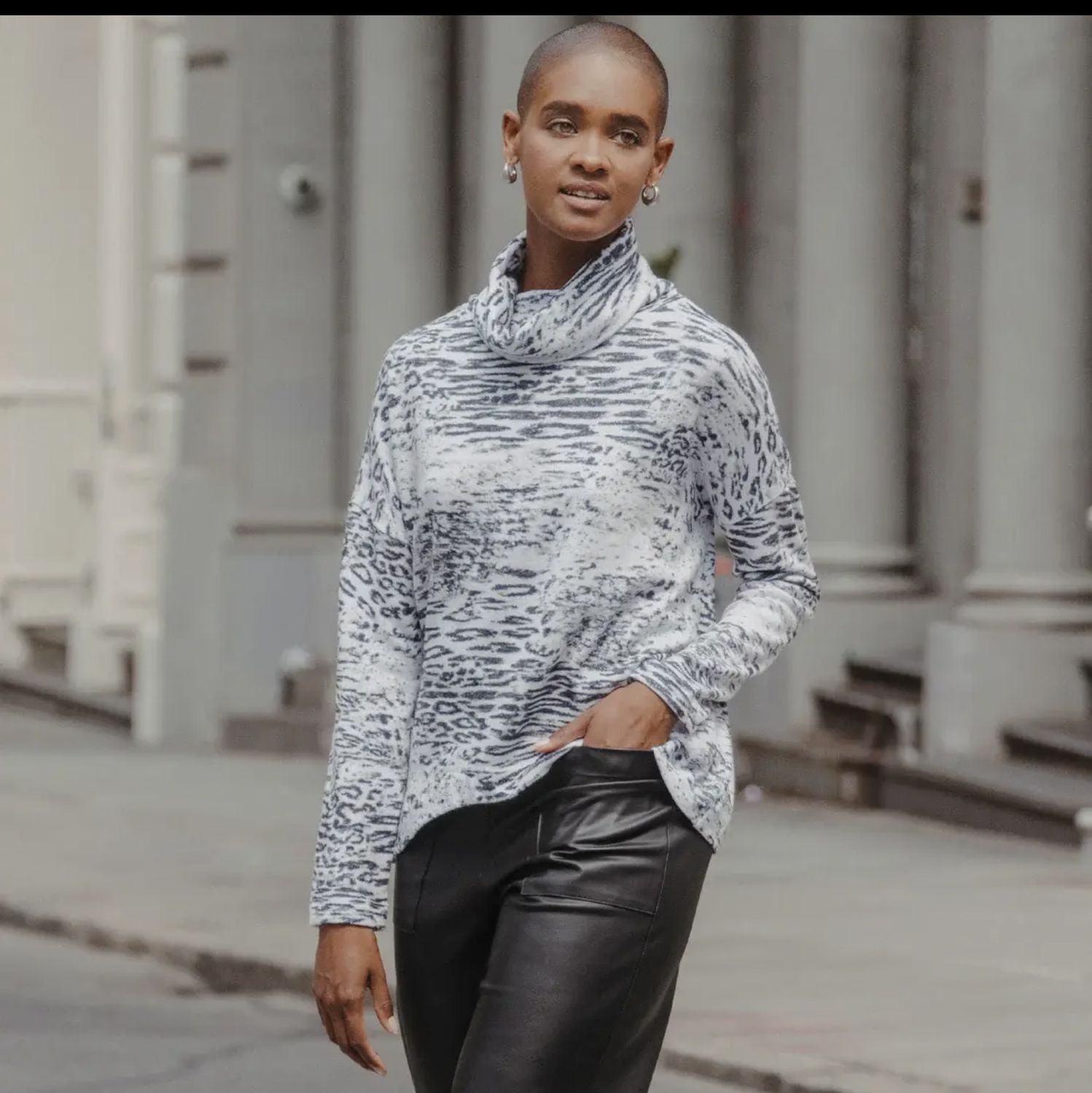 COZY SHIMMER SWEATER TOP