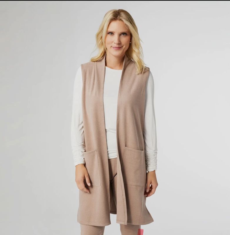 WEEKEND BRUSHED POCKET VEST