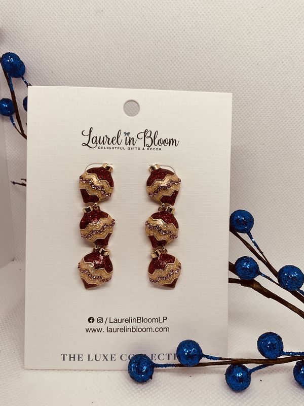 VINTAGE VOGUE ORNAMENT EARRINGS