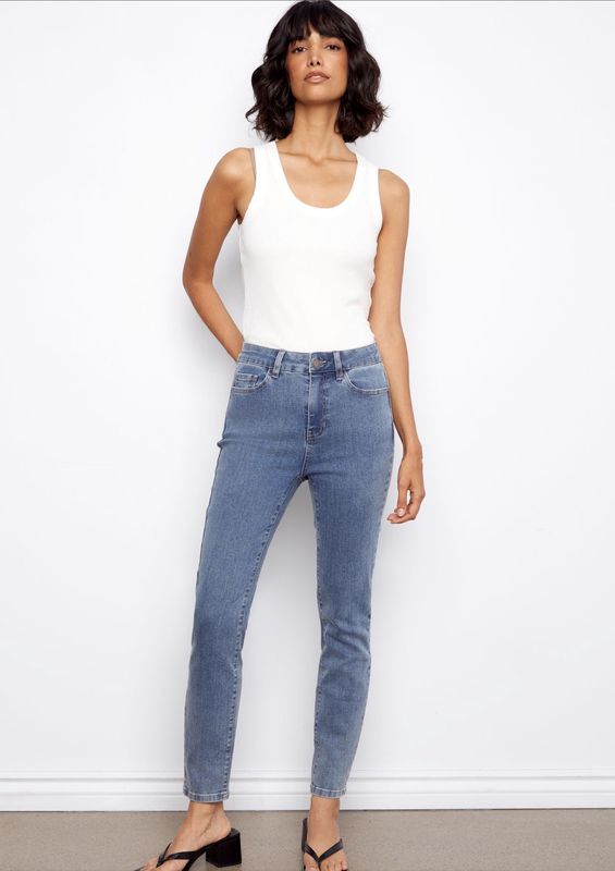 CLAUDIA SLIM LEG STRETCH DENIM