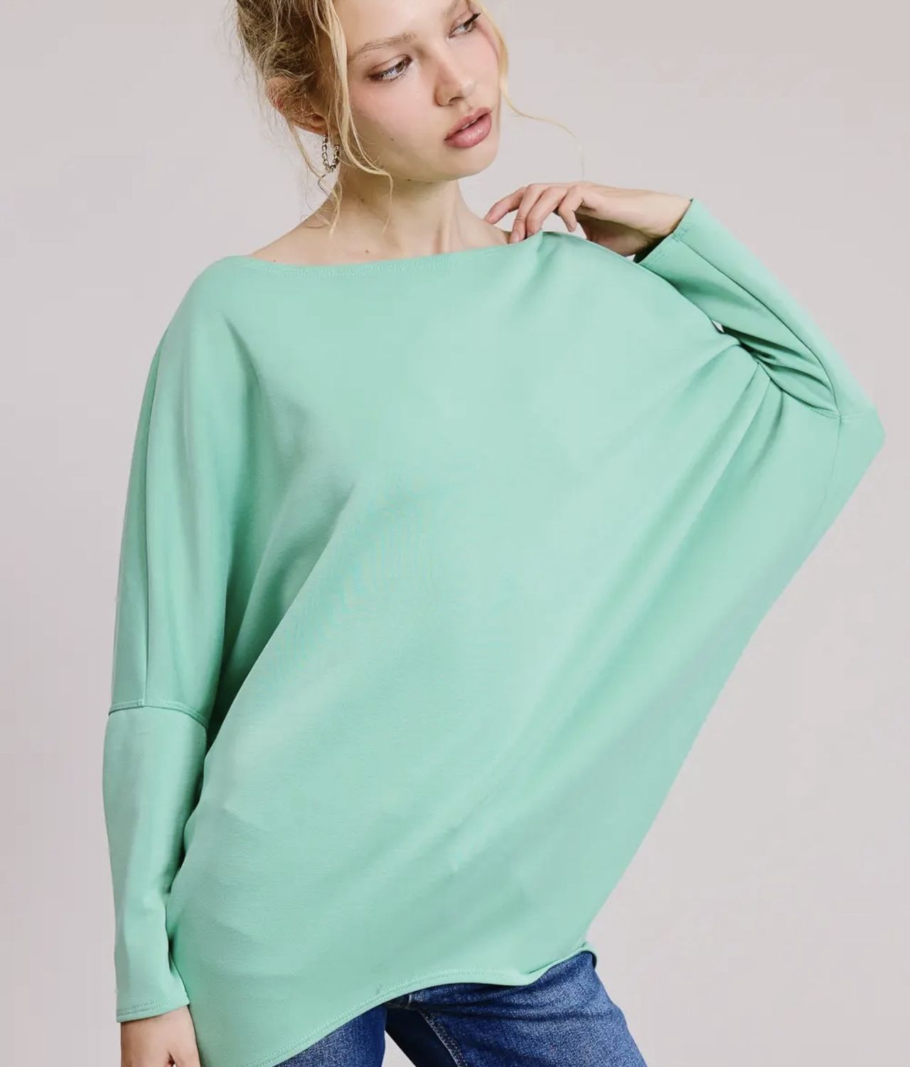 PISTACHIO SIGNATURE SCUBA DOLMAN TOP