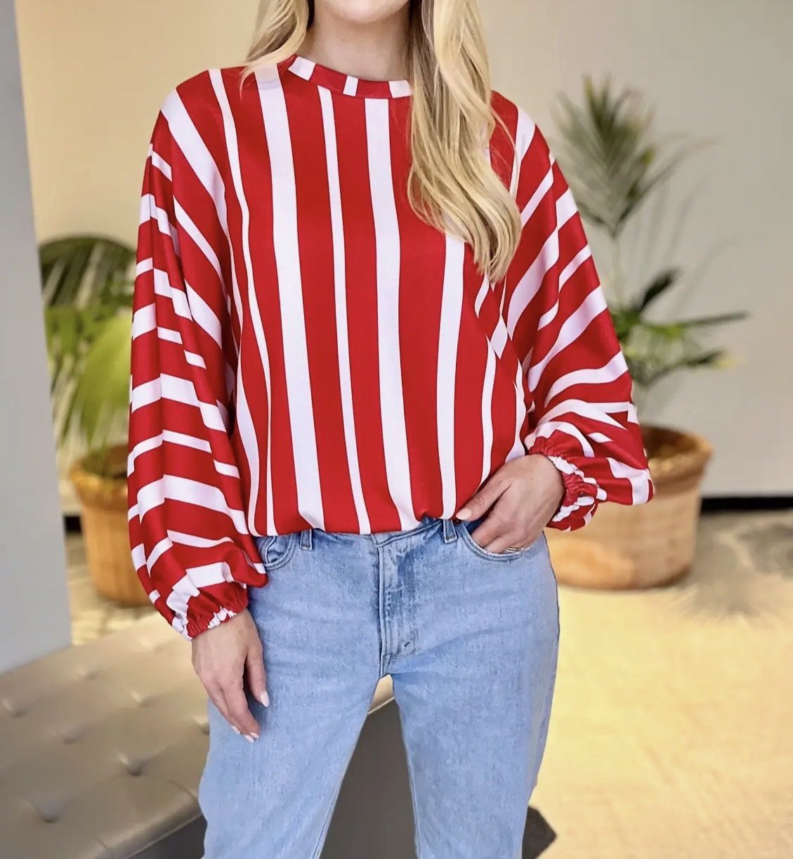 SCUBA MODAL BUBBLE HEM BLOUSE