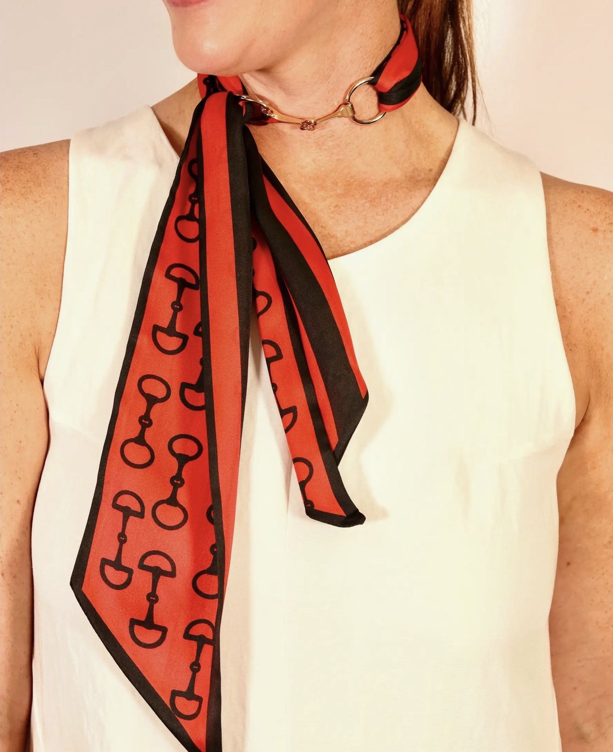 HORSEBIT SCARF NECKLACE