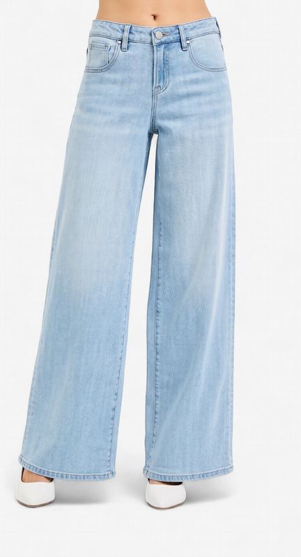 RISEN  LIGHT WASH WIDE LEG