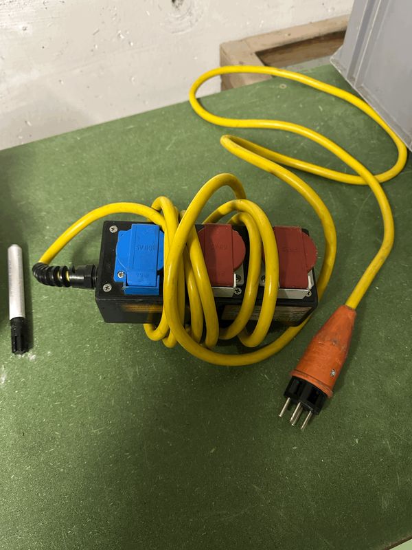 Mehrfachstecker spezial Steckliste 2x Typ 15 / 1x Typ 13