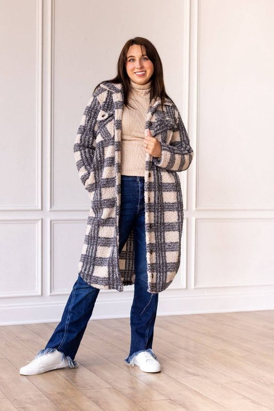 Southern Grace Women&#39;s Plaid Sherpa Trench Coat