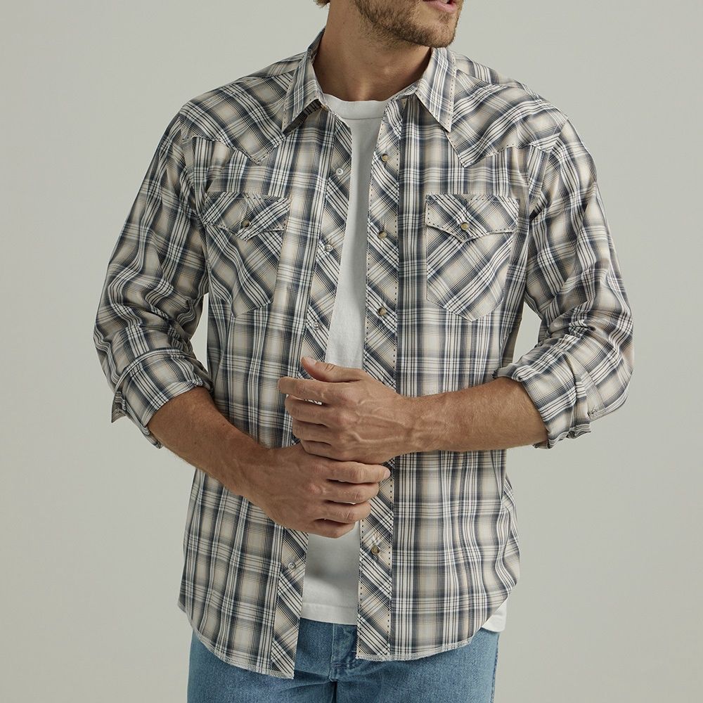 Wrangler Men&#39;s Grey Fashion Snap Shirt 12330513