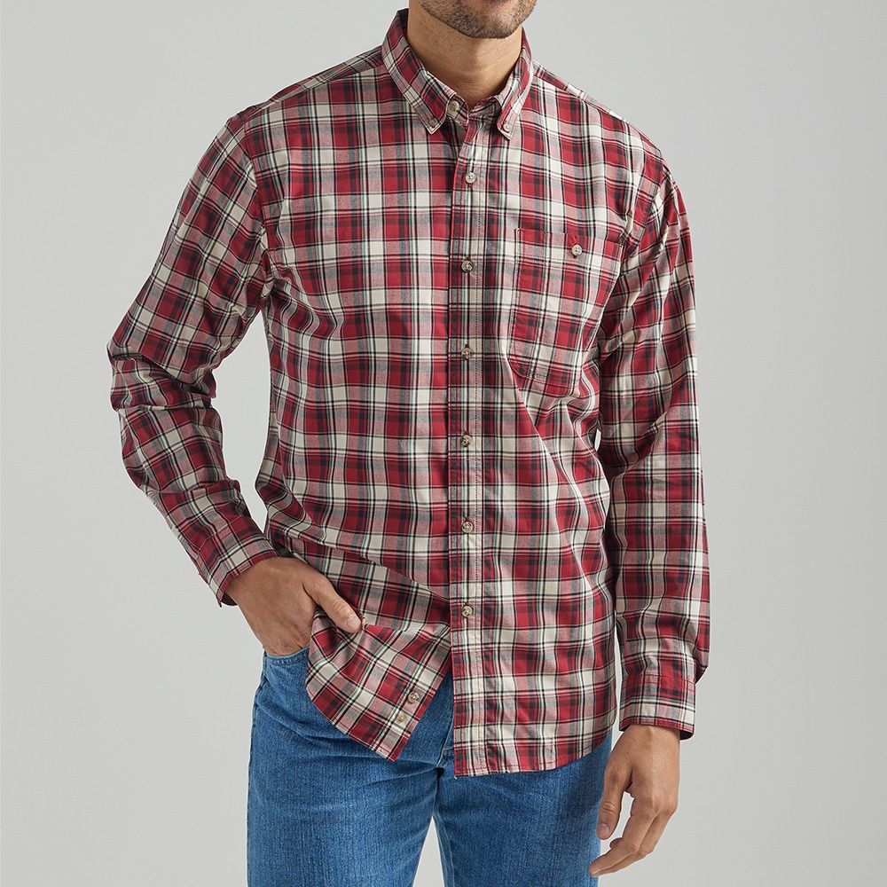 Wrangler Rugged Wear Wrinkle Resist Red/Tan Plaid Shirt 112318301