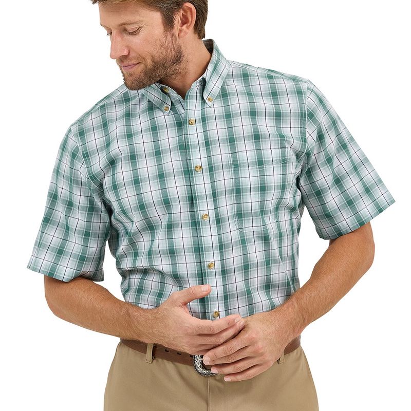 Wrangler Men's Riata Short Sleeve Green Plaid Shirt