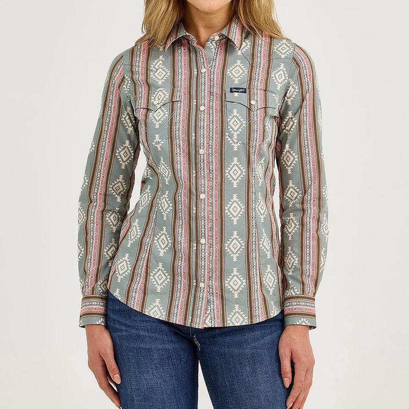 Wrangler Women’s Retro Southwestern Stripe Western Snap Shirt – Style# 112367279