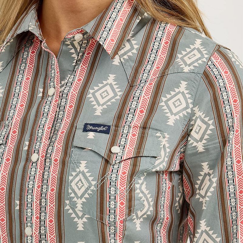 Wrangler Women’s Retro Southwestern Stripe Western Snap Shirt – Style# 112367279