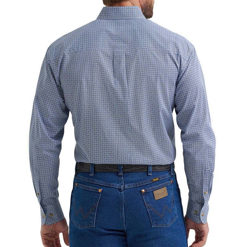 Wrangler Men’s Classic Long Sleeve Relaxed Fit Shirt – Style# 112369432