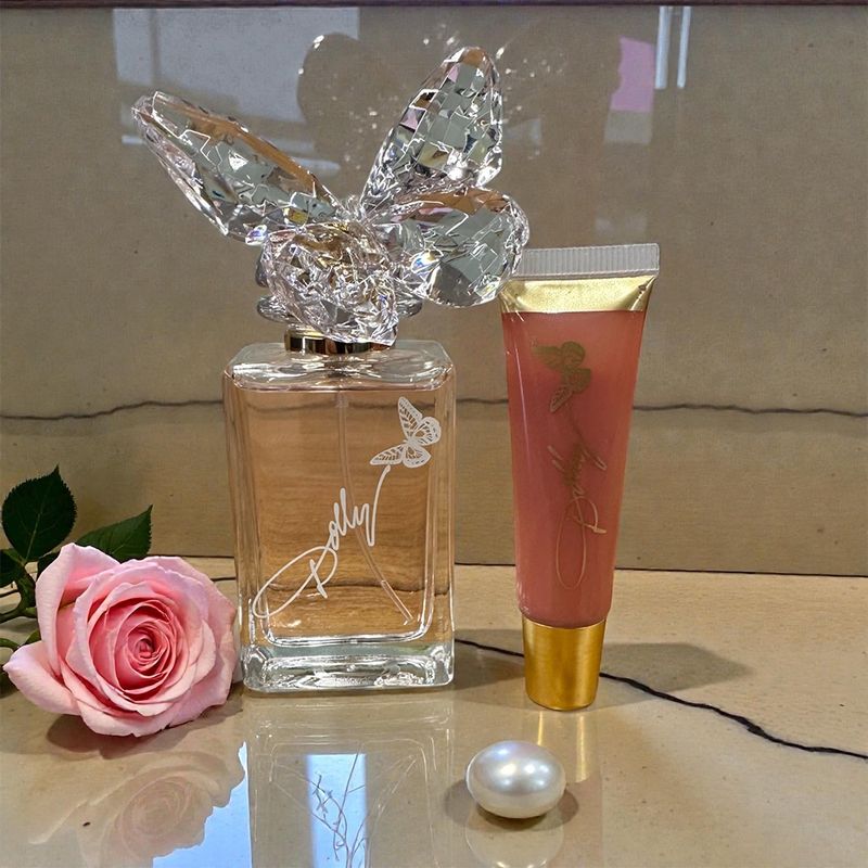 Dolly Smokey Mountain Perfume Spray – 1.7 FL. OZ. / 50 mL (Includes Free Lip Gloss)