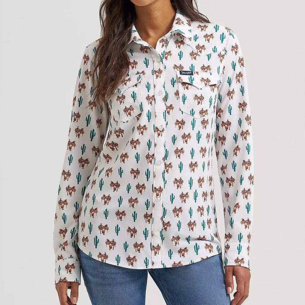 Wrangler® Women's Aria Performance Shirt – Cream Saddle
