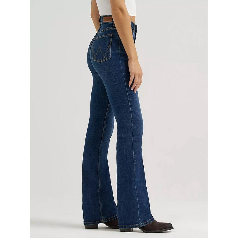Women’s Wrangler High Rise Bold Boot Jean Stockton slim fit detail