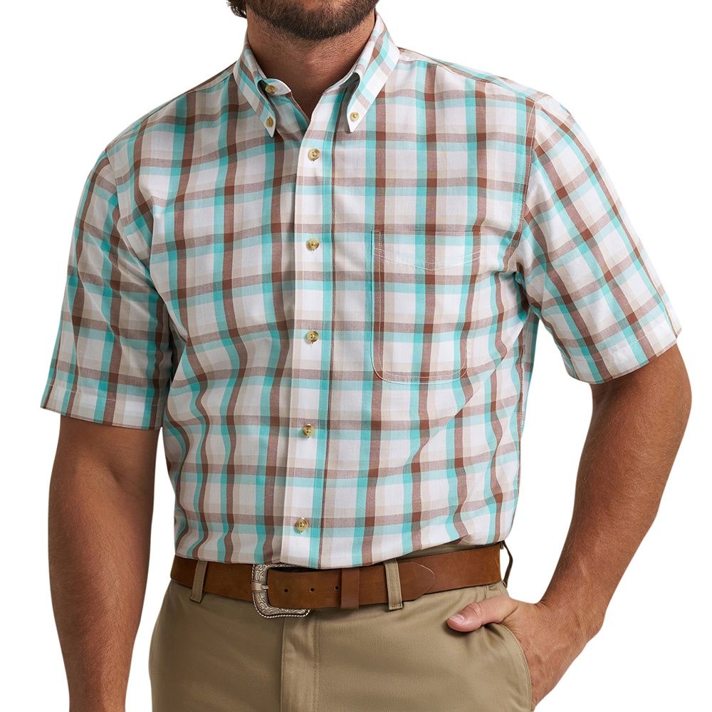 Wrangler men’s Riata red plaid short sleeve shirt front view