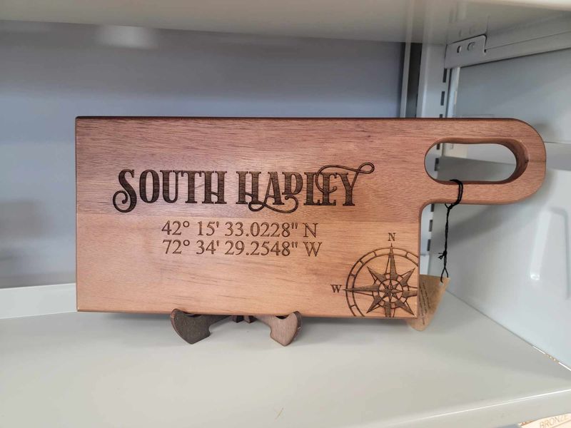 Cutting Board / Cheese board GPS Location
