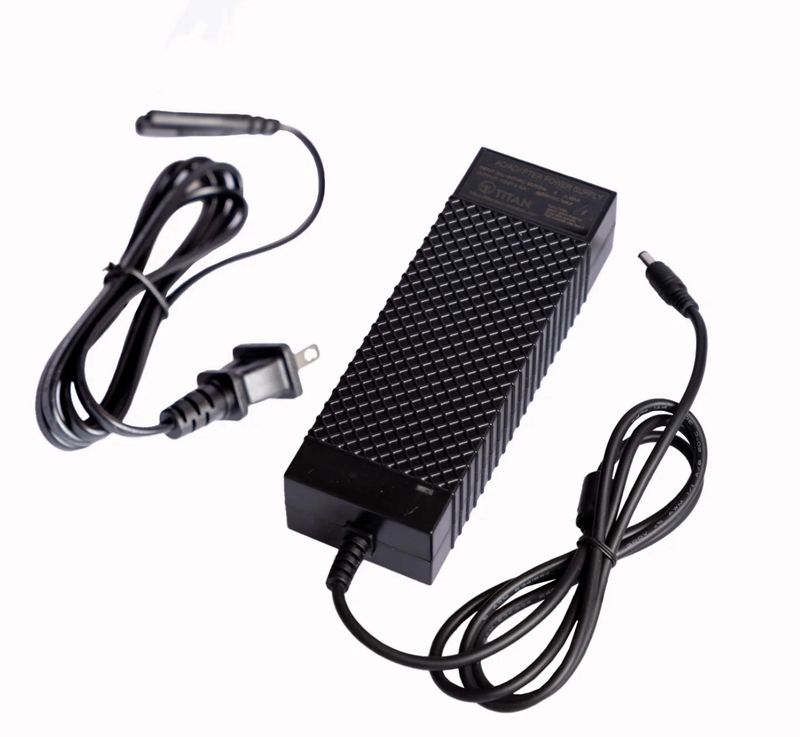 TITAN - Mains power module