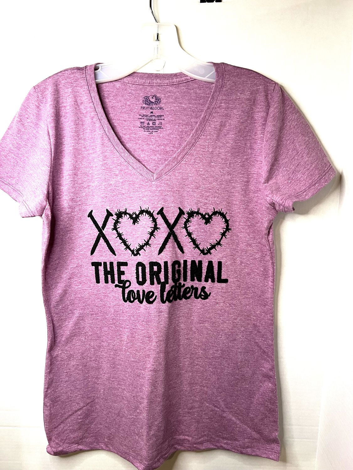 XOXO The first love letter V-neck T-shirt Size Medium