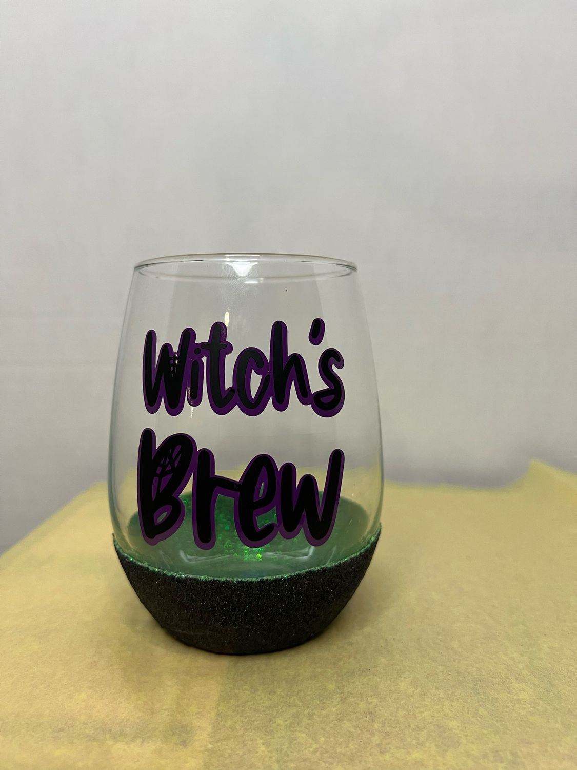 Peek A Boo Stemless Wine Glass