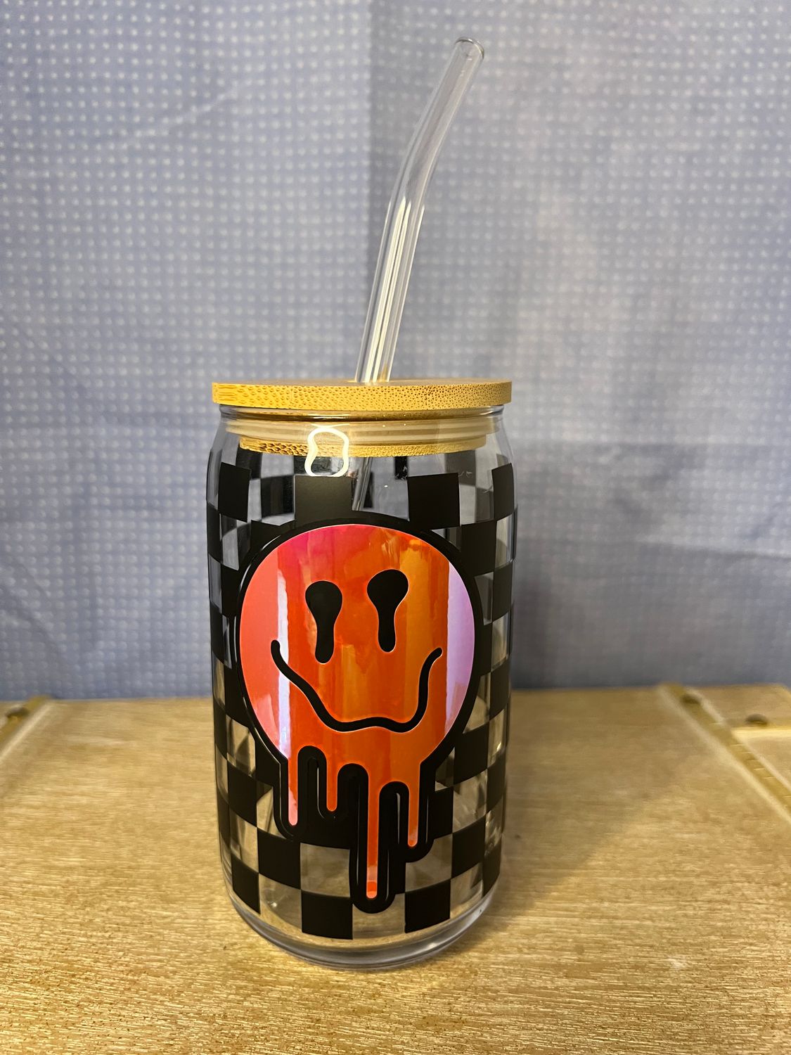 Pink smiley face glass can cup