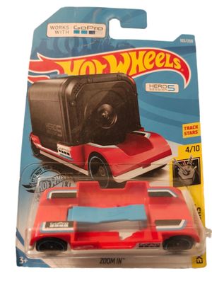 2019 Hot Wheels &quot;  Zoom In  &quot;