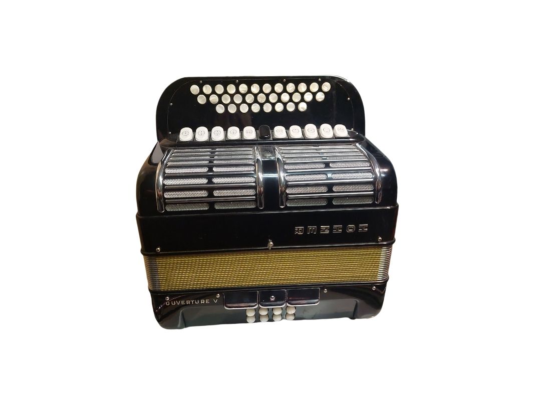 Hohner Overture V – Professional 3 Row Diatonic Accordion –  12 Bass – 5 Voice Treble