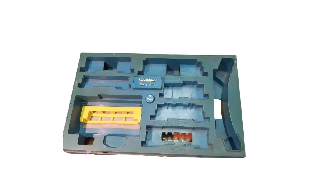 N Scale Bachman plastic track set up case