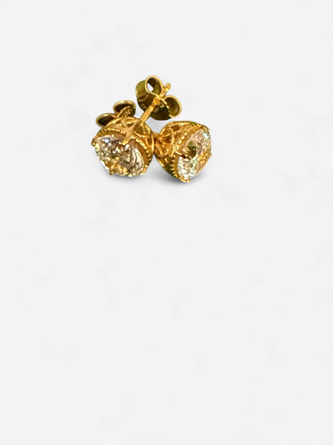 Faceted Crystal Filligree Stud Earrings