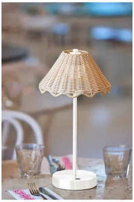 Steve LED Lamp