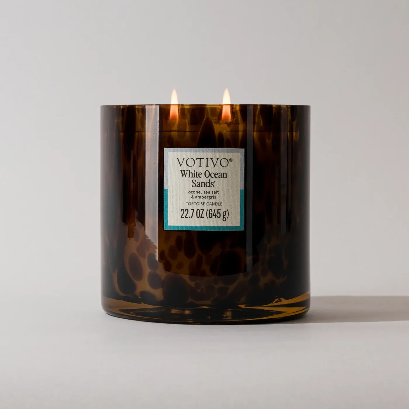 Votivo Tortoise Glass 22.7 oz Candle, Fragrance: White Ocean Sands
