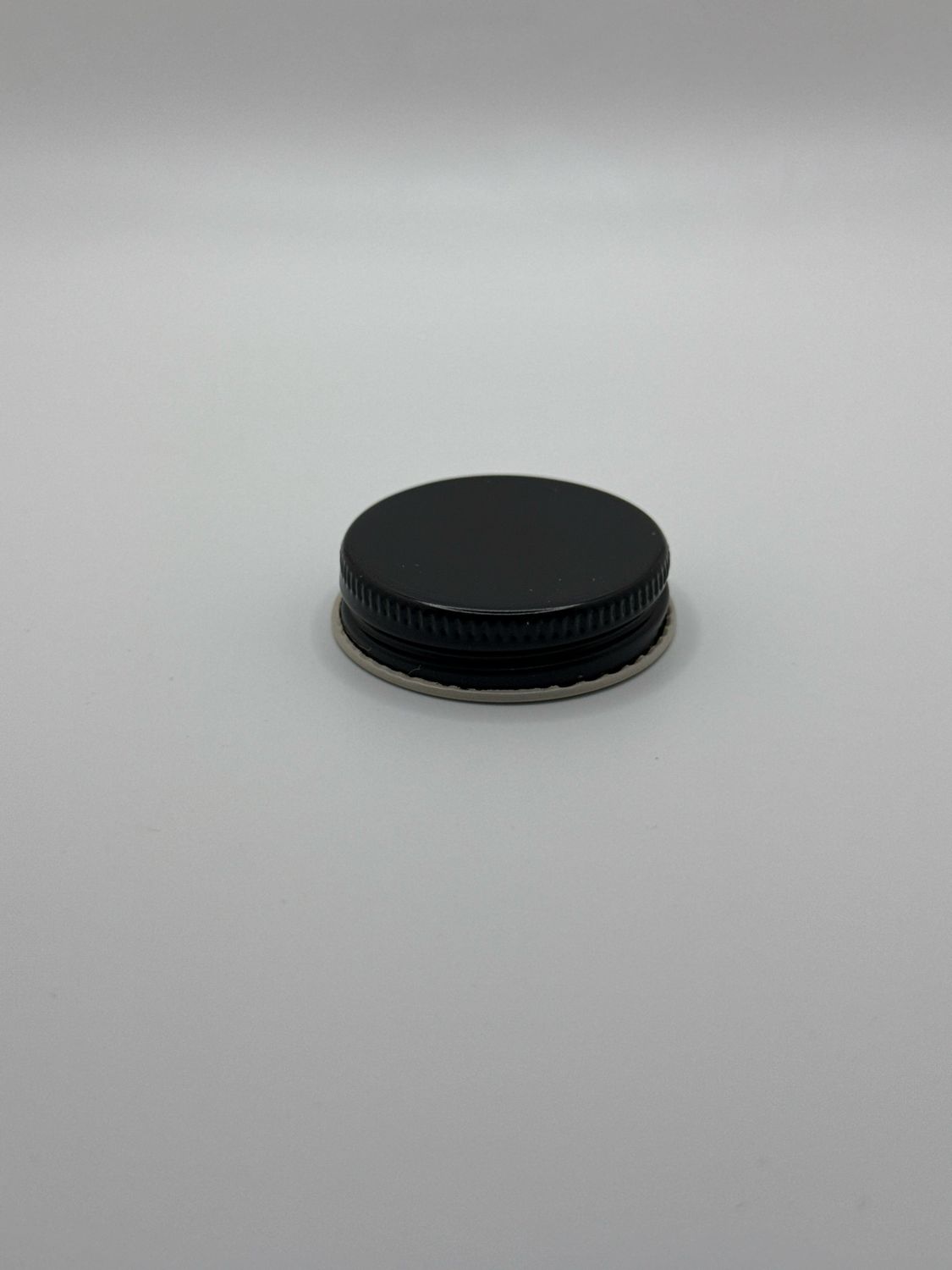 Metal Cap Black 38 mm