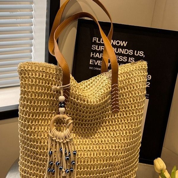 Large Straw Tote Bag – Seaside Woven Shoulder Bag for Everyday Use