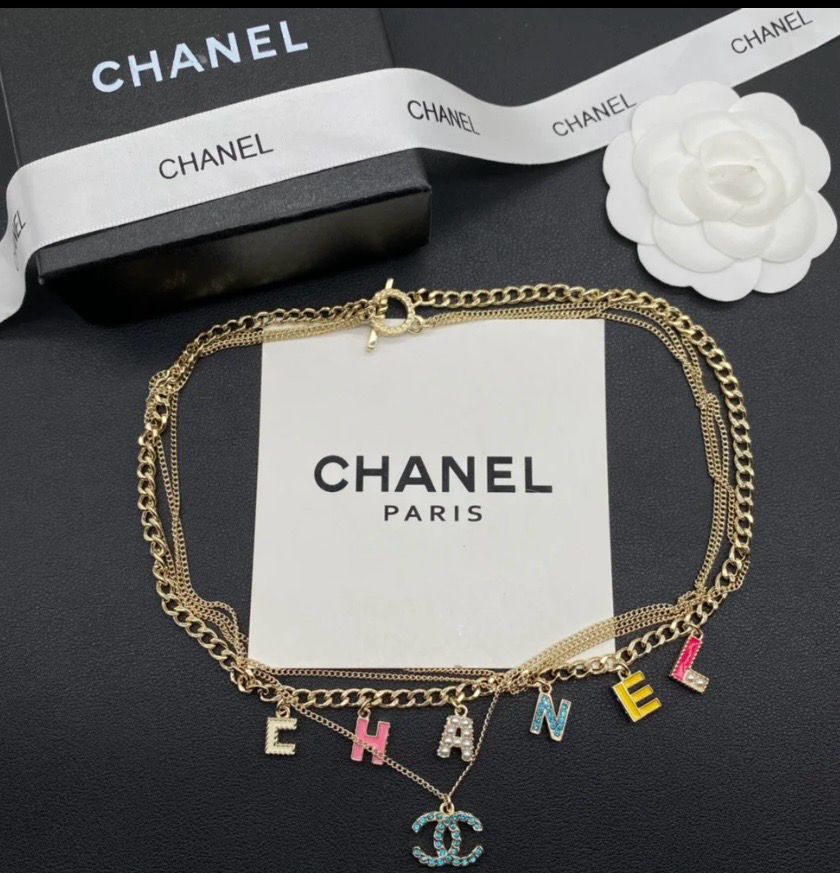 Chanel Color Difference Necklace