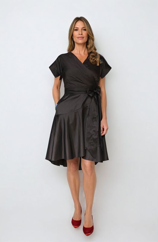 Kurzarm Midikleid mit Volantrock