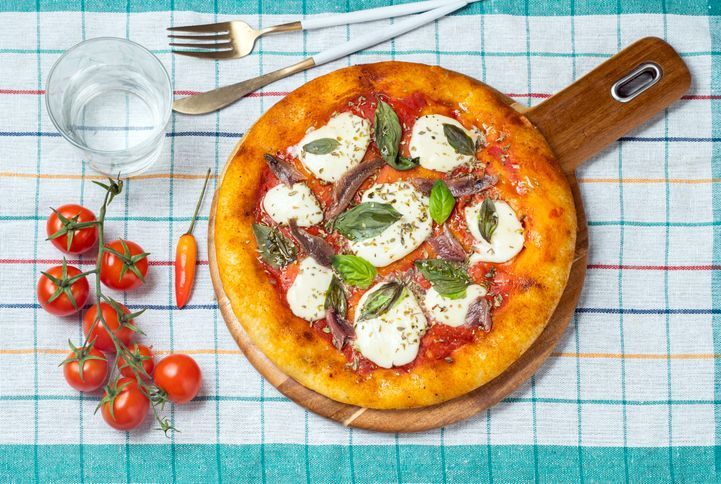 Marinara (pomodoro, aglio)