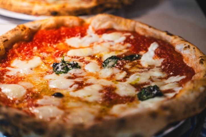 Margherita (pomodoro, mozzarella)