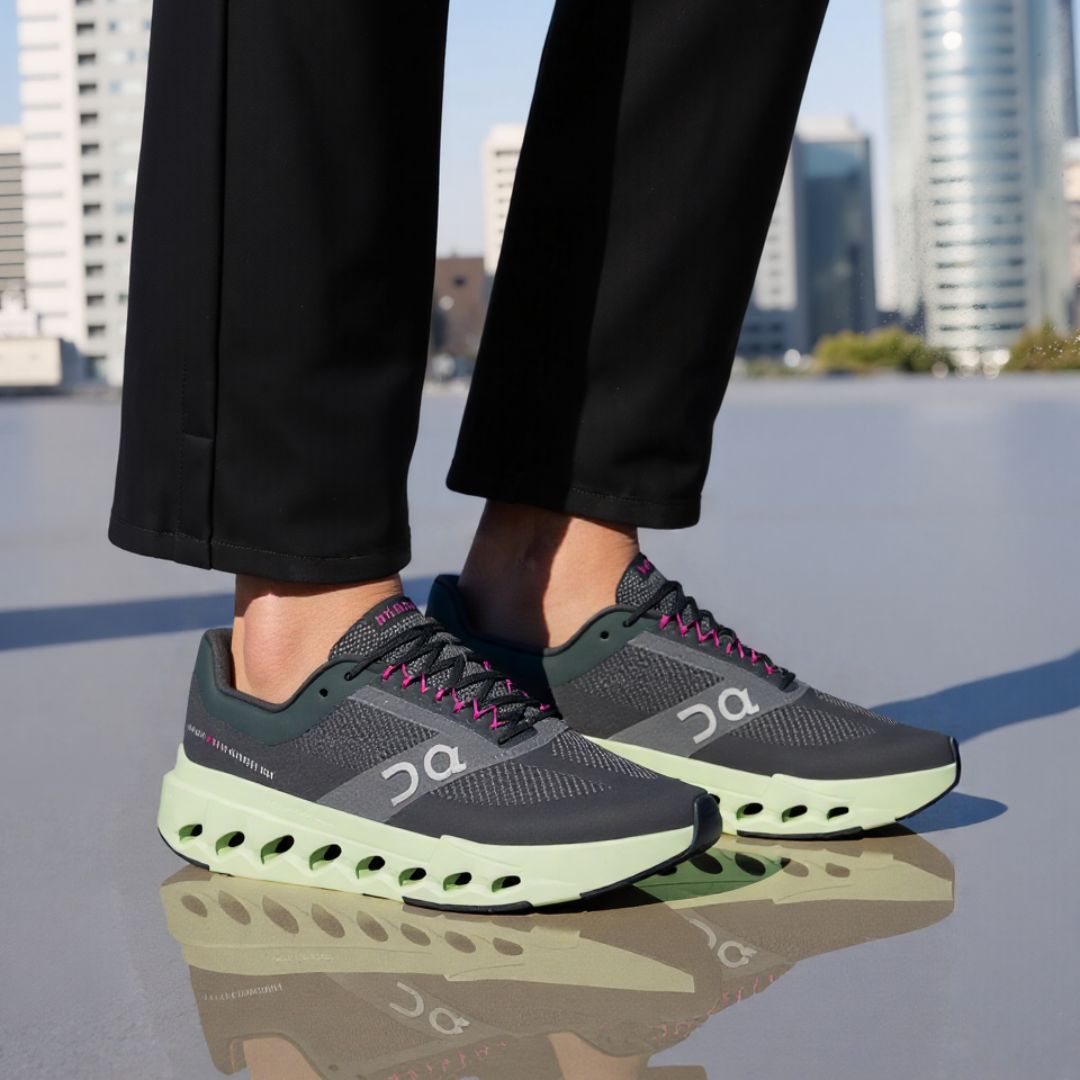 ON CloudSurfer Next Black / Green