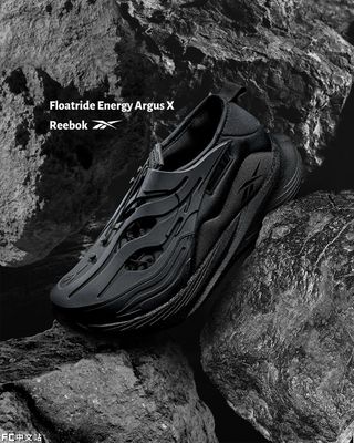 Reebok Floatride Energy Shield System - Mono Black