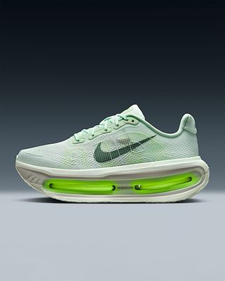 Nike Vomero Premium - Barely Volt