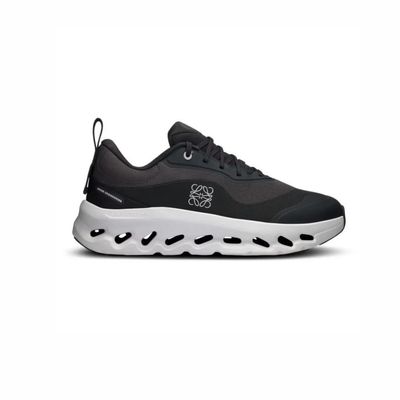 On Running Cloud Tilt 2 LOEWE Tan Black white