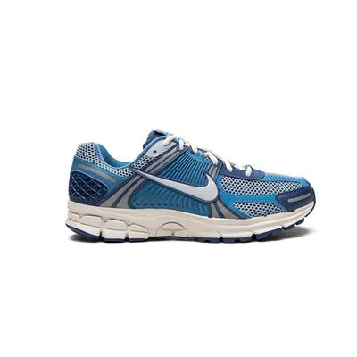 Nike Zoom Vomero 5 Worn Blue