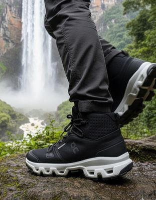 ON Cloudrock Mid Waterproof "Black | White "