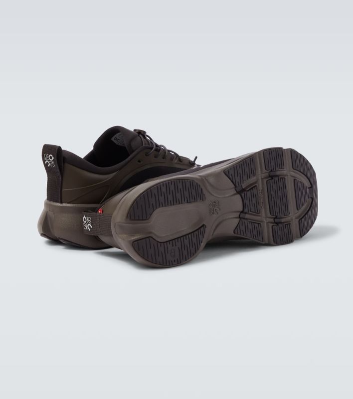 ON Cloudsolo LOEWE  "  Dark Brown  " chocolate