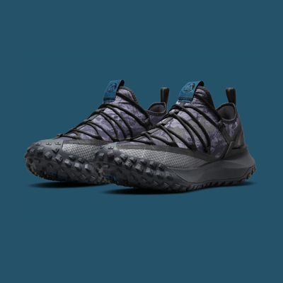 Nike ACG Mountain Fly Low "Black Green Abyss"