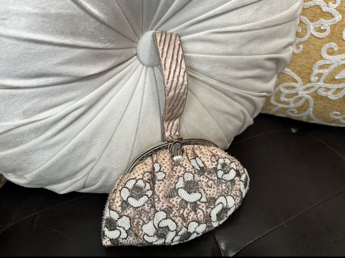 Floral Bouquet Clutch