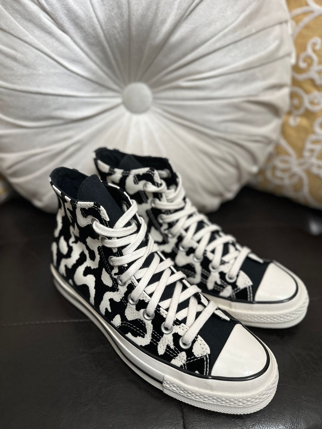 Zebra Converse
