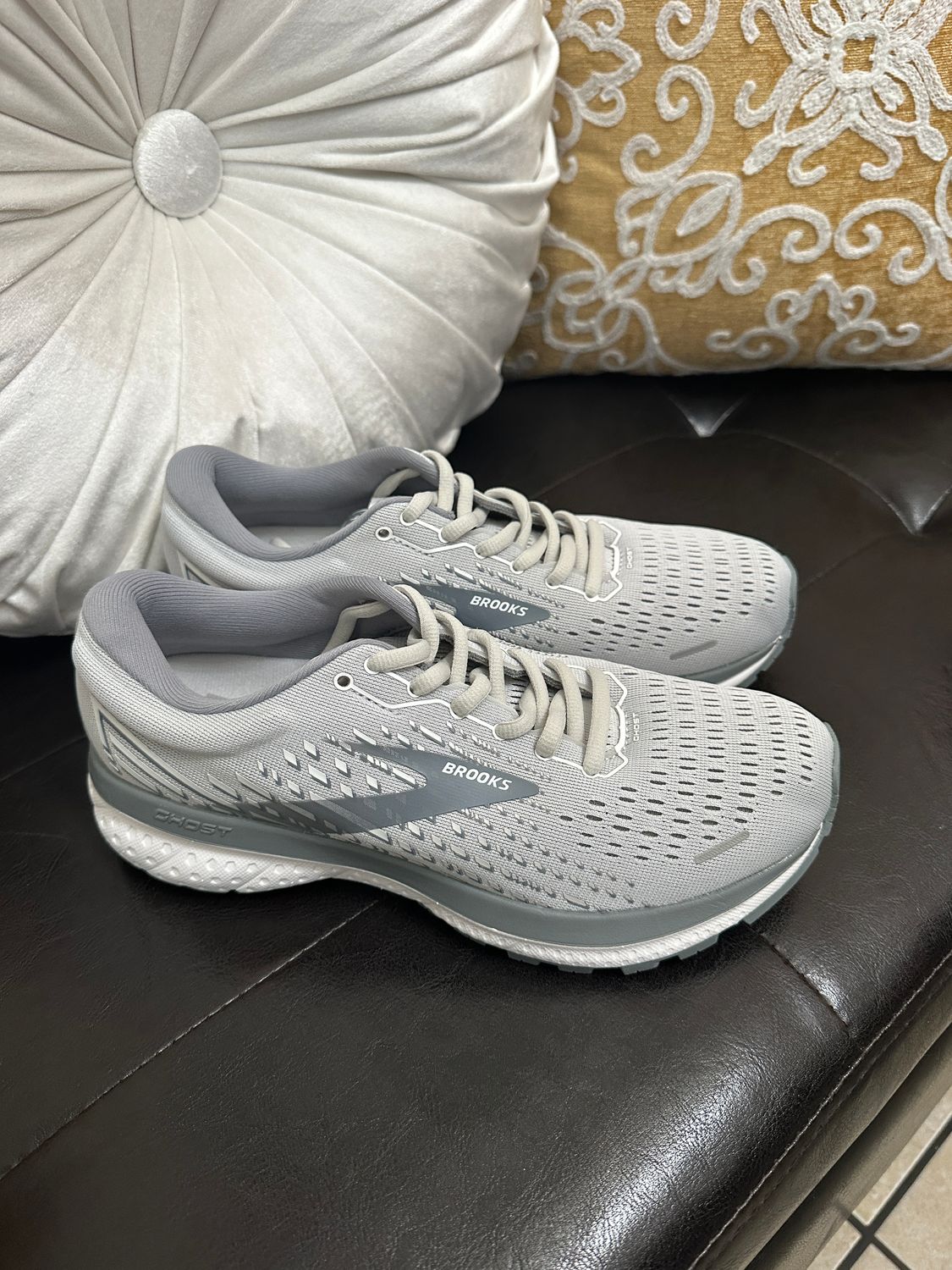 Brooks Sneakers