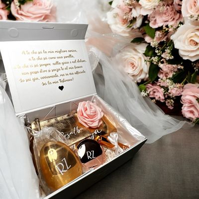Scatola Regalo Personalizzata con Accessori da Borsa