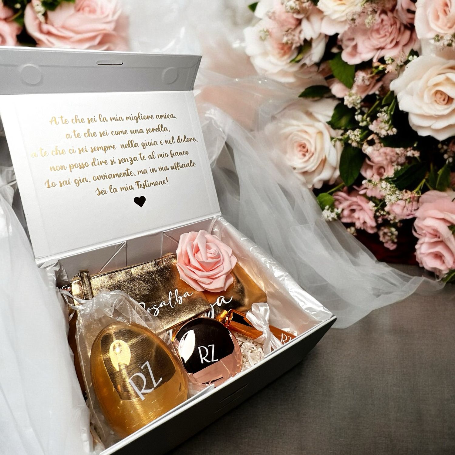 Scatola Regalo Personalizzata con Accessori da Borsa